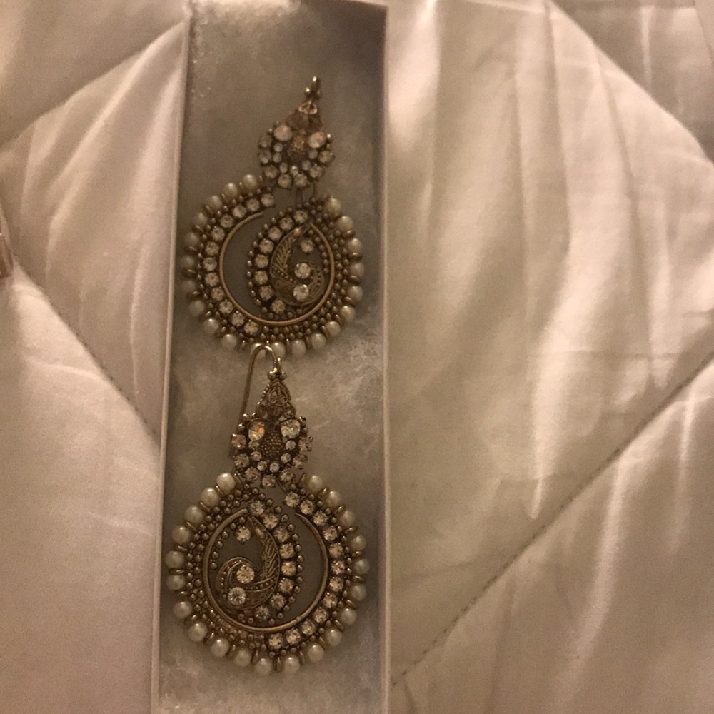 earings - Picture 4 of 4